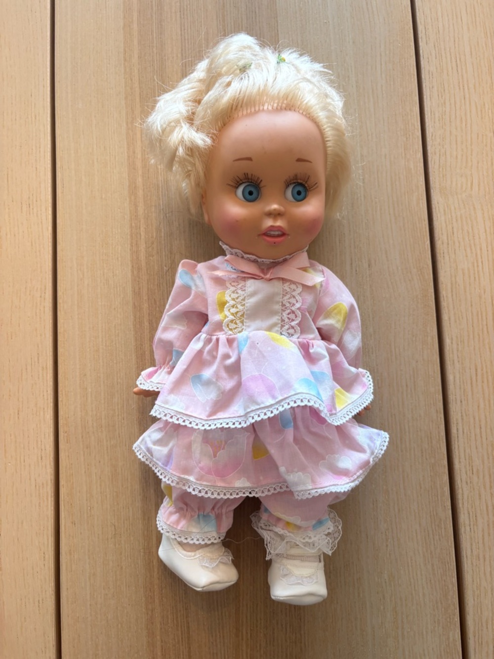 Vintage 1990! Collectable Baby Face doll, Innocent Cynthia with blue eyes! (P)